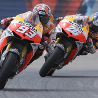 Spāņu motobraucējs Markess kļūst par visu laiku jaunāko 'MotoGP' posma uzvarētāju