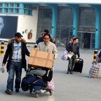 Vācija uz Afganistānu nosūta pirmo izraidīto imigrantu grupu