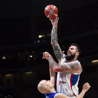 Serbija 'salauž' Somiju un turpina 'Eurobasket 2015' bez zaudējumiem