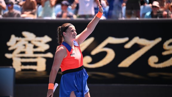 Teniss, "Australian Open" ceturtā kārta: Jeļena Ostapenko - Koko Gofa - 3