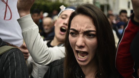 Protesti Alžīrijā 02.02.2020. - 7