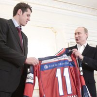 Krievijā sašutumu izraisa hokeja zvaigznes Malkina kļūšana par ASV pilsoni