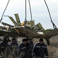 Nīderlandē no atlūzām rekonstruēs Ukrainā notriektā MH17 vraku