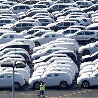 Jaunu auto tirdzniecība Vācijā novembrī sarukusi par 10%