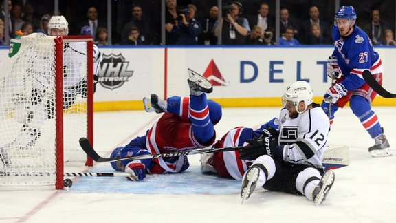 NHL Stenlija kausa izcīņa: Losandželosas Kings - Ņujorkas Rangers. 3.spēle