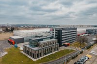 Lielākais darījums šogad: 'Rimi Baltic' pārdod Deglava ielas loģistikas centru un biroju Rīgā