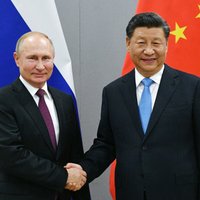 Россия и Китай в совместном заявлении выступили против "затягивания" войны в Украине