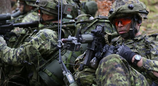 Канада "очень серьезно" рассмотрит вопрос о переброске своих солдат в Балтию