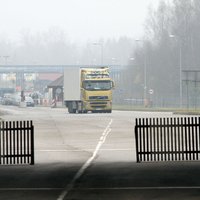 Очередь грузовиков в Терехово уменьшается; в Гребнево очереди нет