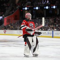 Mitens kaldina 'Comets' uzvaru pagarinājumā AHL spēlē