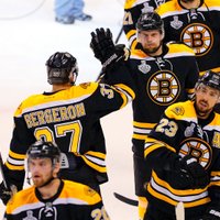 Bostonas 'Bruins' izcīna 11.uzvaru pēc kārtas un iekļūst Stenlija kausa izcīņā