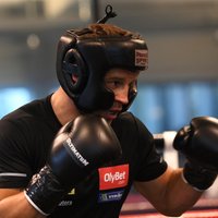 WBC pasaules čempions Beljū: Briedis ir ļoti spēcīgs bokseris