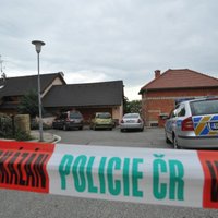 Čehijā par četru cilvēku slepkavību meklē amerikāni