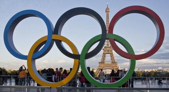 Ieeja liegta – krievi un baltkrievi nedrīkstēs piedalīties Parīzes olimpisko spēļu atklāšanā