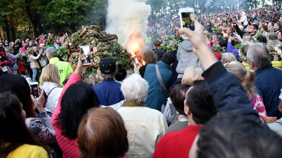 Līgo svinības Rīgā apmeklējuši 100 000 iedzīvotāji  - 11