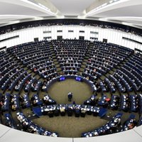 EP deputāti atsakās apstiprināt Rumānijas un Ungārijas kandidātus komisāru amatiem