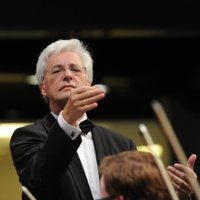 Rīgā dzirkstīs Mocarta mūzika austriešu diriģenta Jozefa Valniga interpretācijā