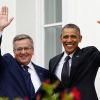 Baraks Obama un Džons Kerijs ieradušies Varšavā