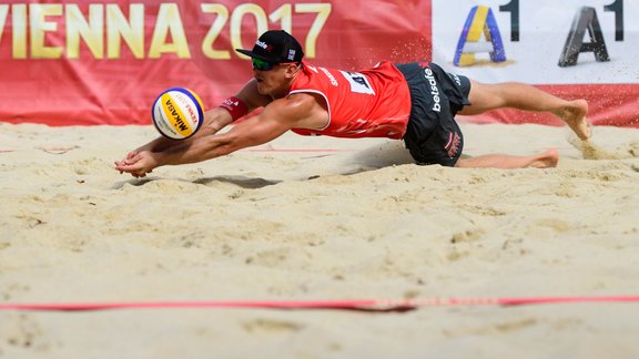 Pludmales volejbols, pasaules čempionāts: Aleksandrs Samoilovs, Jānis Šmēdiņš - 1