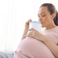 Sviestmaizīte un ūdens enerģijai? Vai dzemdību laikā grūtniece drīkst ēst un dzert