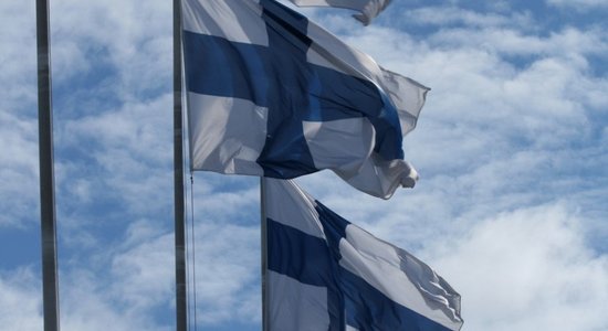 Jautājumu par Somijas pievienošanos NATO varētu lemt līdz vasarai, pauž ministrs
