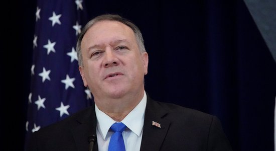 Pompeo mudina Armēniju un Azerbaidžānu ievērot pamieru