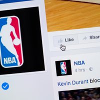 NBA pirmo reizi tiešraidē spēli translēs 'Facebook'