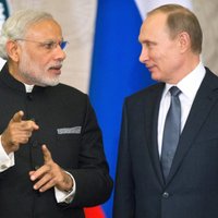 Indija un Krievija nostiprina sadarbību un paraksta 6,4 miljardu vērtu līgumu