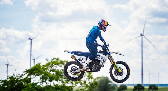 Jonass MXGP sacensībās atgriežas ar piekto vietu