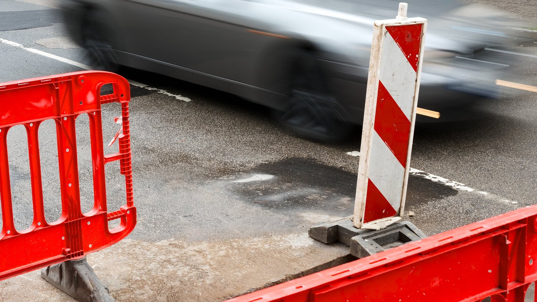 Latvia Repairs Over 60 Road Sections, Warns of Significant Travel Delays