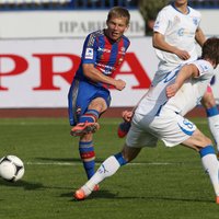 Cauņa pēc gada pārtraukuma atgriežas laukumā; CSKA spēlē neizšķirti pret Mančestras 'City'
