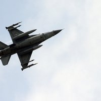 Turcija bombardē separātistu pozīcijas valsts dienvidaustrumos un Irākas ziemeļos