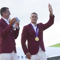 Palielina atbalstu Latvijas Olimpiskās vienības atlētiem un pabalstus olimpiskajiem medaļniekiem