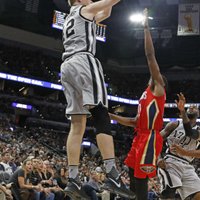 Bertānam rezultatīvākā spēle NBA karjerā; 'Spurs' uzvar 'Hornets'