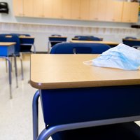Министр здравоохранения призывает родителей не пускать в школу простуженных детей