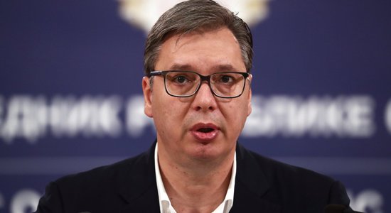 Vučičs atlaiž Serbijas parlamentu; izsludina ārkārtas vēlēšanas