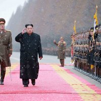 Премьер Японии: КНДР может применить химическое оружие