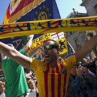 Madride brīdina Kataloniju par vispārēju nabadzību atdalīšanās gadījumā