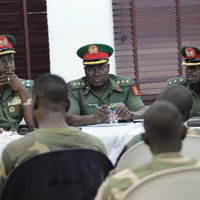 Par atteikšanos karot pret 'Boko Haram' piespriež nāvessodu 54 Nigērijas karavīriem