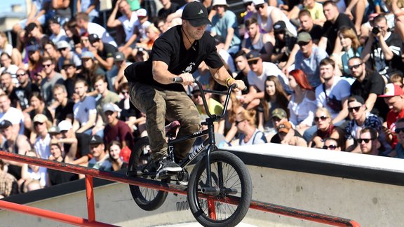 Skeitborda un BMX frīstaila sacensības Simple Summer Session 2018