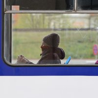 Par sejas aizsegu nelietošanu no sabiedriskā transporta Rīgā izsēdināti 495 pasažieri