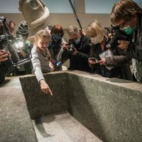 Вандалы испортили 70 экспонатов в музеях Берлина. Вопросы и к ним, и к полиции