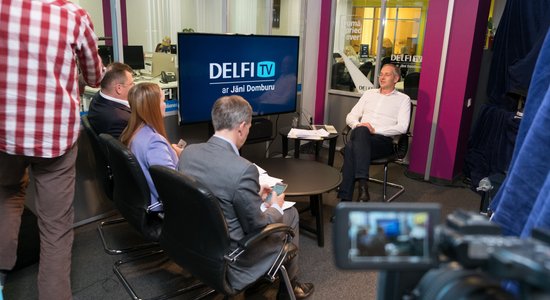 'Delfi TV ar Jāni Domburu': Kāpēc jāpiedalās vēlēšanās un kam atdot balsi