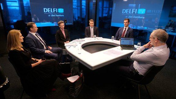 Delfi TV ar Domburu: Kristīne Līce, Mārīte Batraka, Rihards Niedra, Mārtiņš Lode, Aivars Ostapko - 6