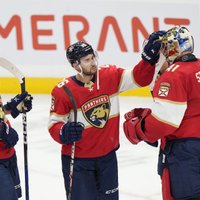 Balinskim aktīvs sniegums un liels spēles laiks, 'Panthers' uzvar NHL pārbaudes spēlē