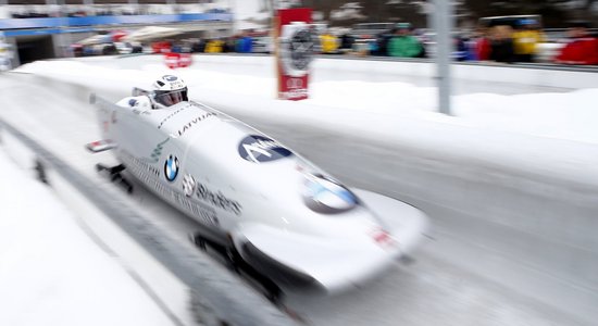 Melbārža un Ķibermaņa divnieki labāko sešiniekā PČ pēc pirmās dienas