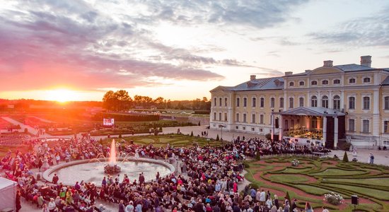 Ar Vivaldi 'Gadalaikiem' Rundāles pilī noslēgsies Senās mūzikas festivāls