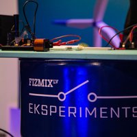 Vērienīgajā konkursā 'FIZMIX Eksperiments' triumfē Valkas Jāņa Cimzes ģimnāzijas komanda