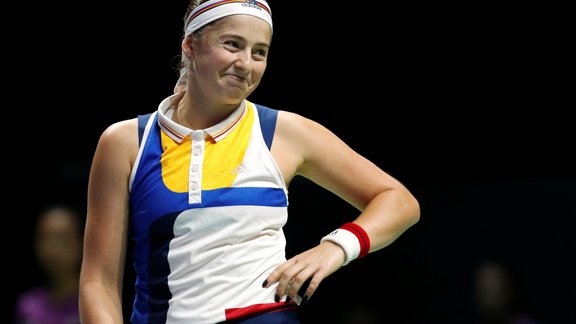 Teniss, WTA finālturnīrs: Jeļena Ostapenko - Karolīna Pliškova - 5