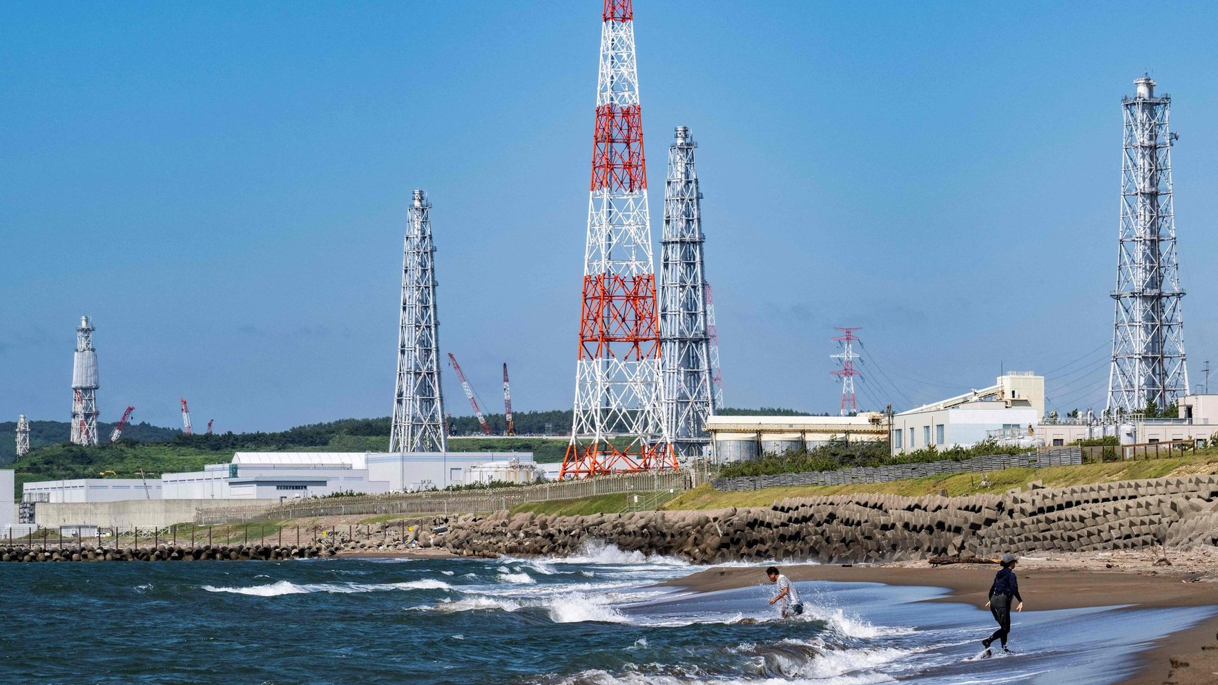 Japāna atjaunojusi pasaules lielākās AES darbību